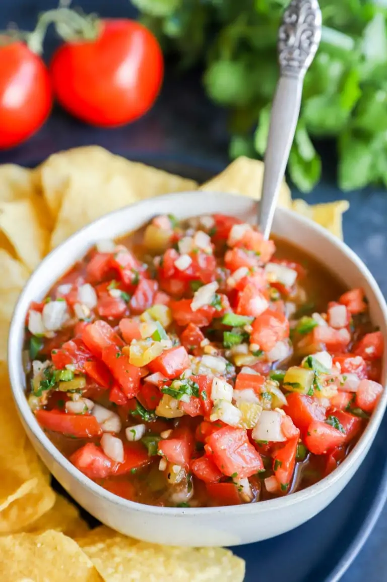 Chunky salsa in bowl image