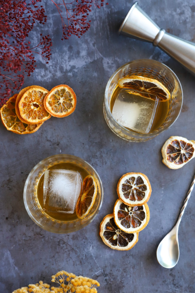 Image of mezcal old fashioned in glasses