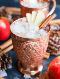 photo of apple cider mule in copper mug