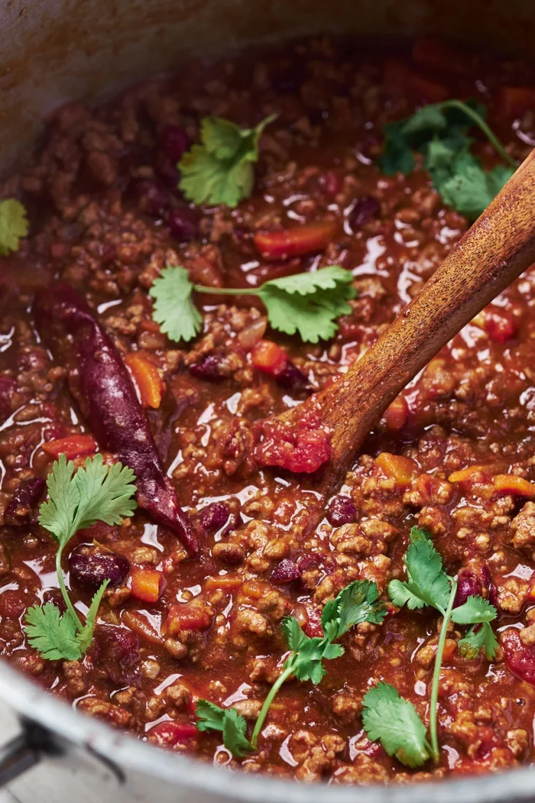 chili con carne with dark chocolate