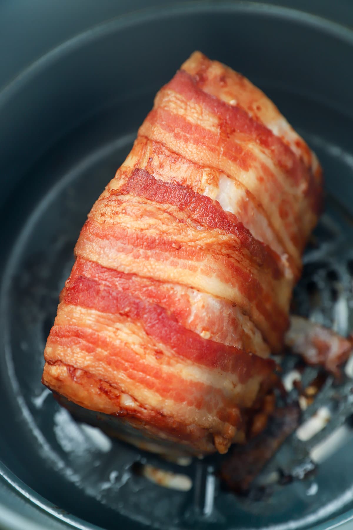 Air Fryer Bacon Wrapped Pork Loin Cake 'n Knife