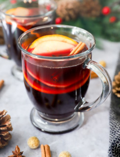 Side photo of mulled wine in a mug