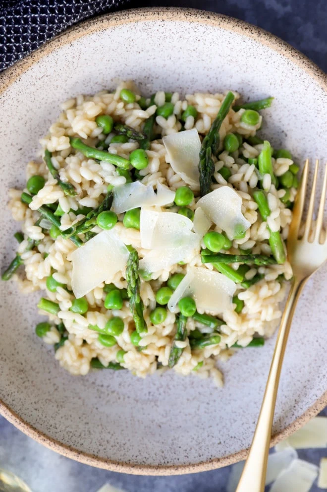 Simple and easy risotto with spring vegetables image