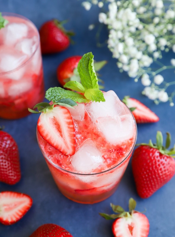 Strawberry Gin Smash Cocktail