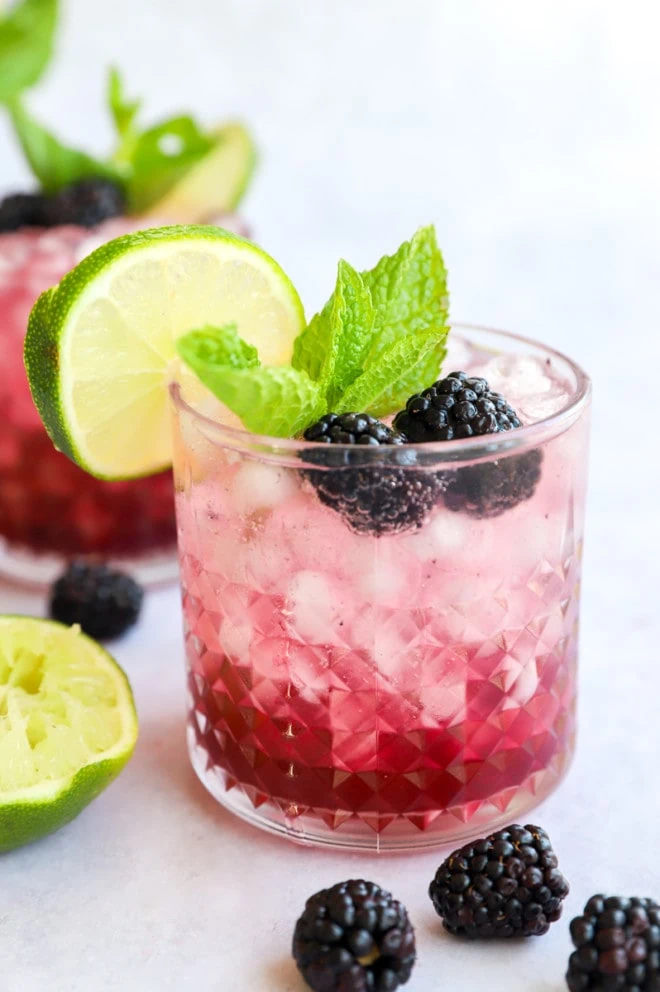 Blackberry gin fizz cocktail image