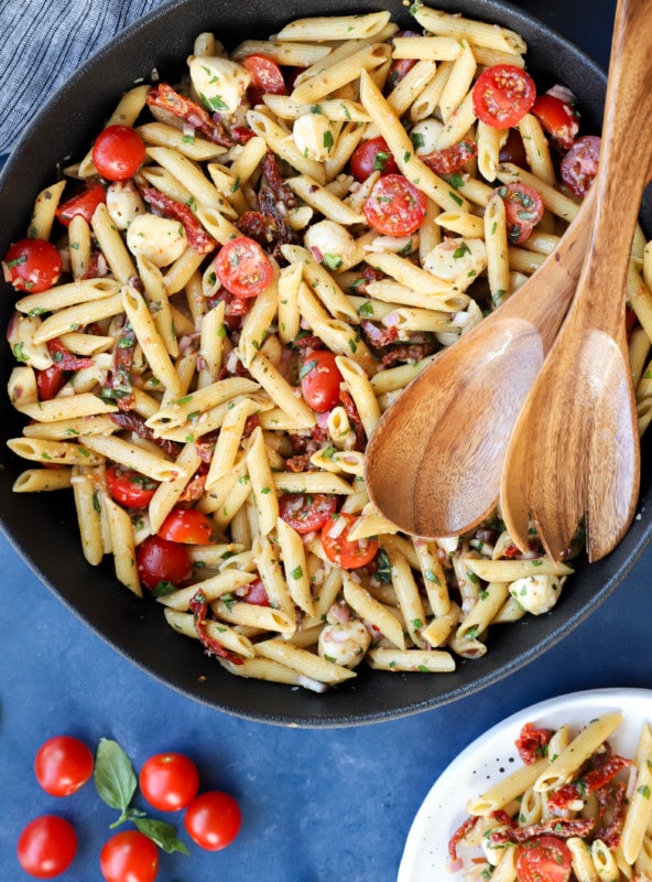 Image of bowl of sun dried tomato pasta salad