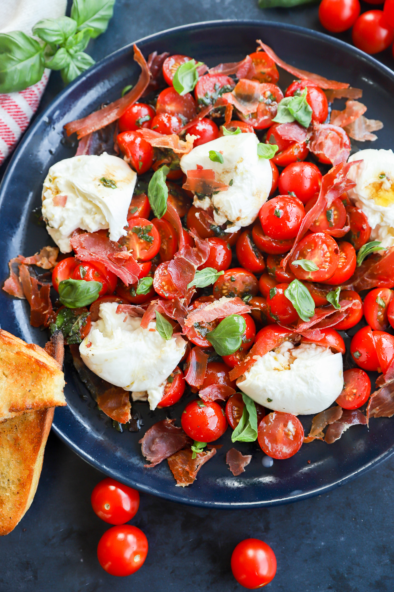 picture of summer salad recipe on platter