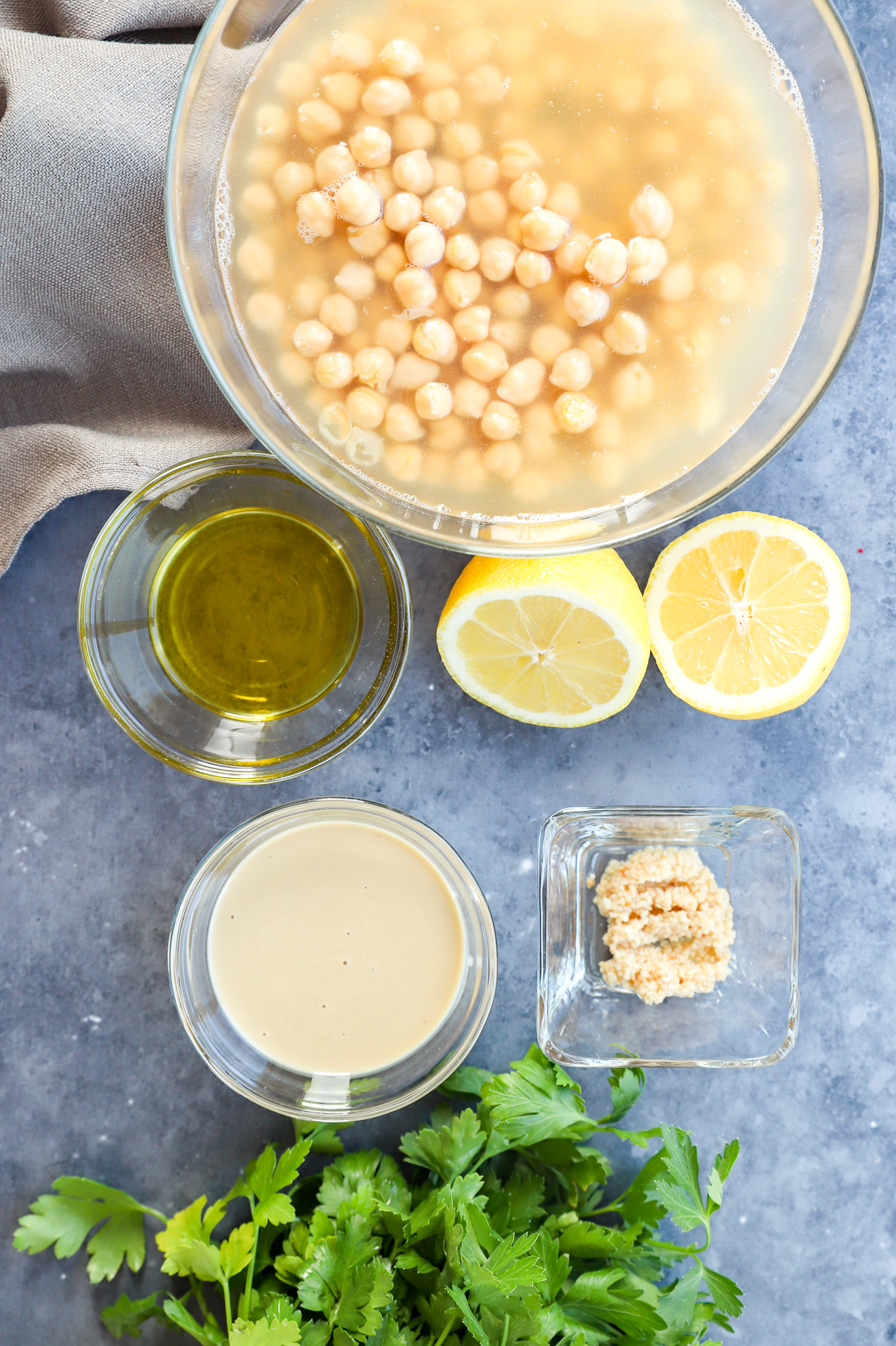 Ingredients of Greek hummus recipe