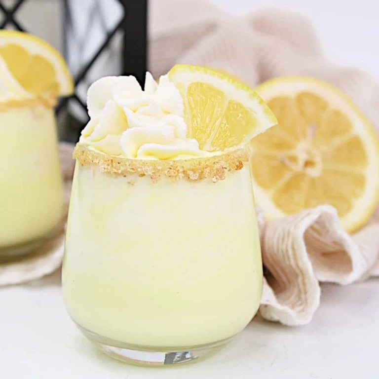 Lemon meringue shot