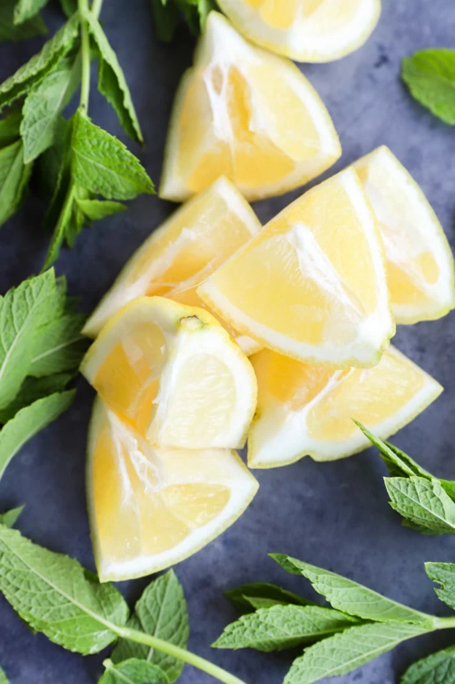 Ingredients for a lemon mojito picture