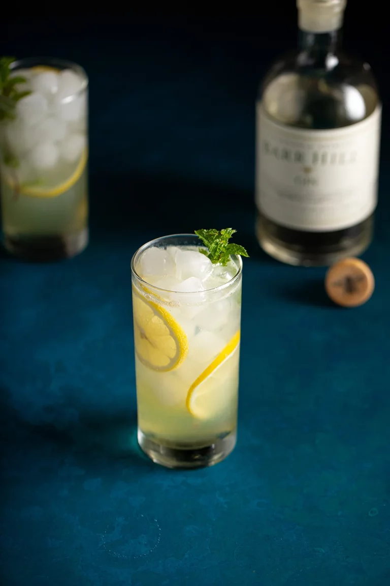 Limoncello gin collins