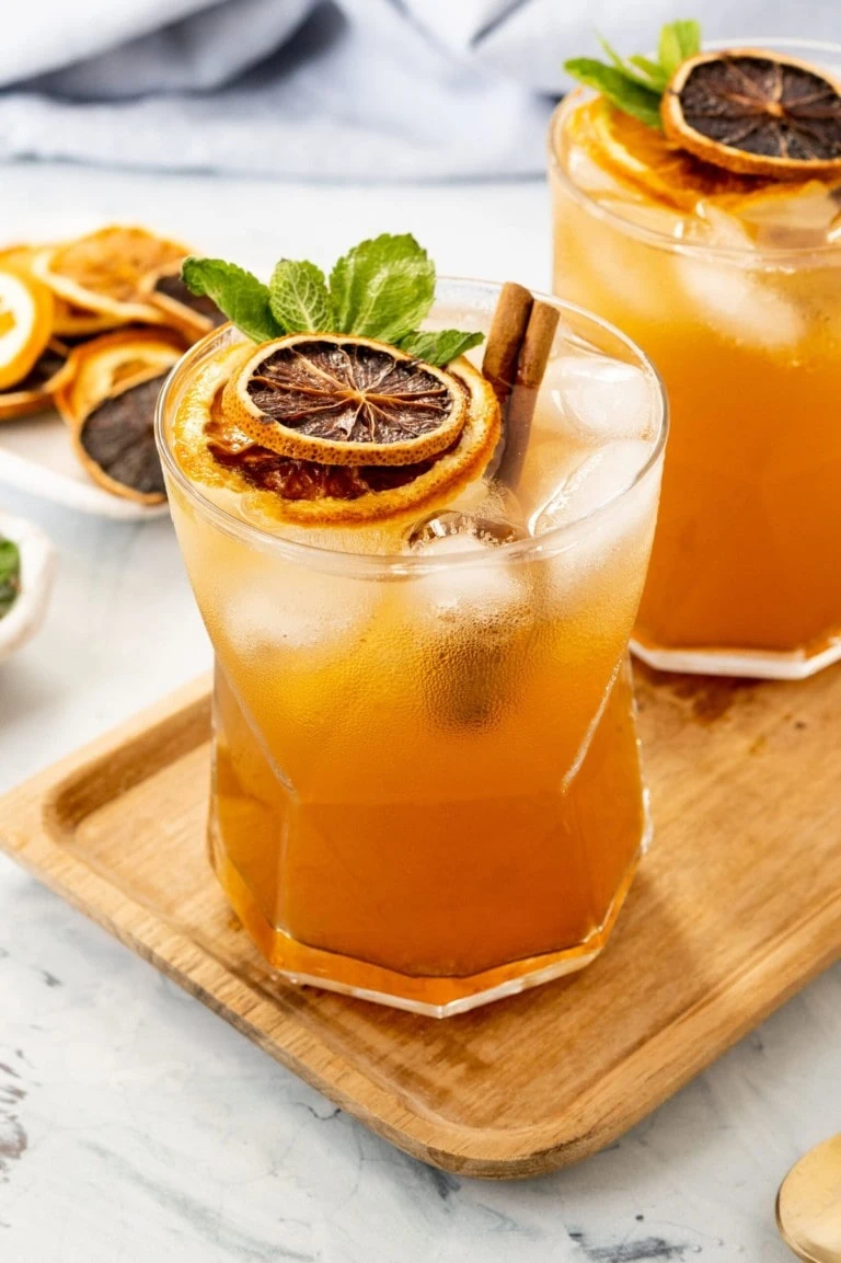 spiced orange gin spritz