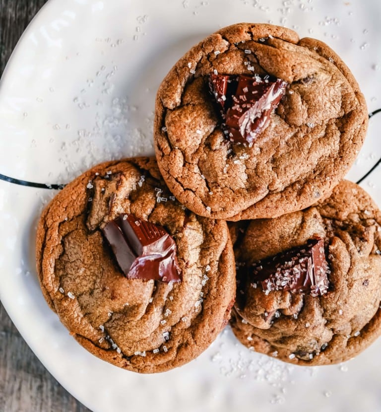 chocolate chunk molasses ginger cookies