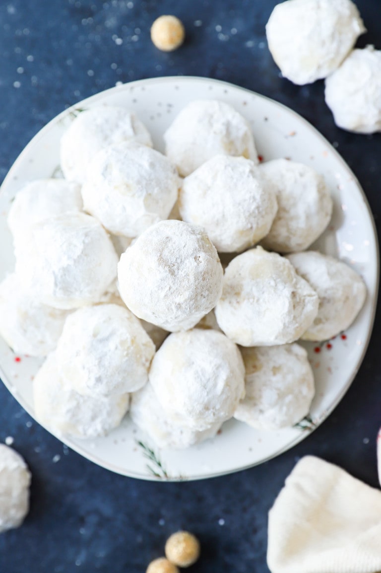 Plate of Mexican wedding cookies on a tray