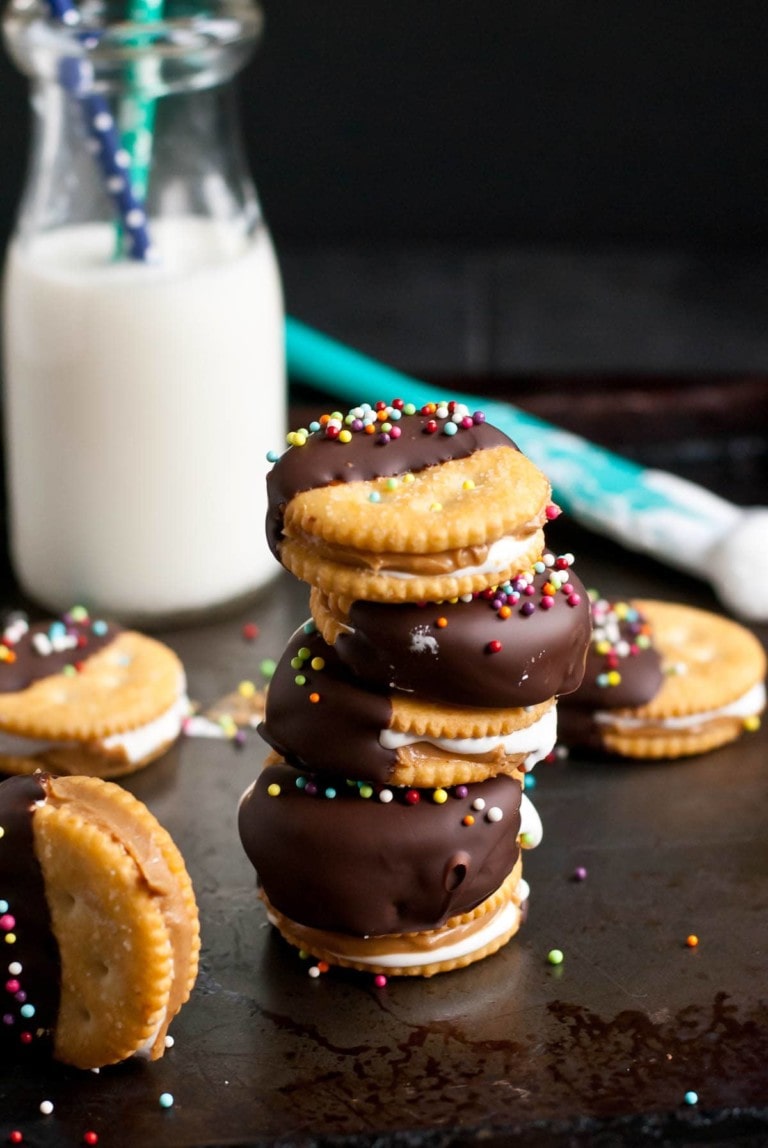 chocolate dipped fluffernutter ritz cracker cookies