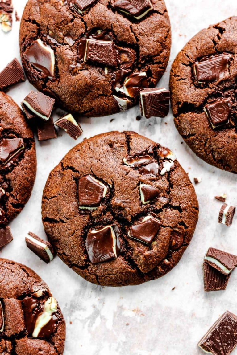 mint chocolate chip cookies