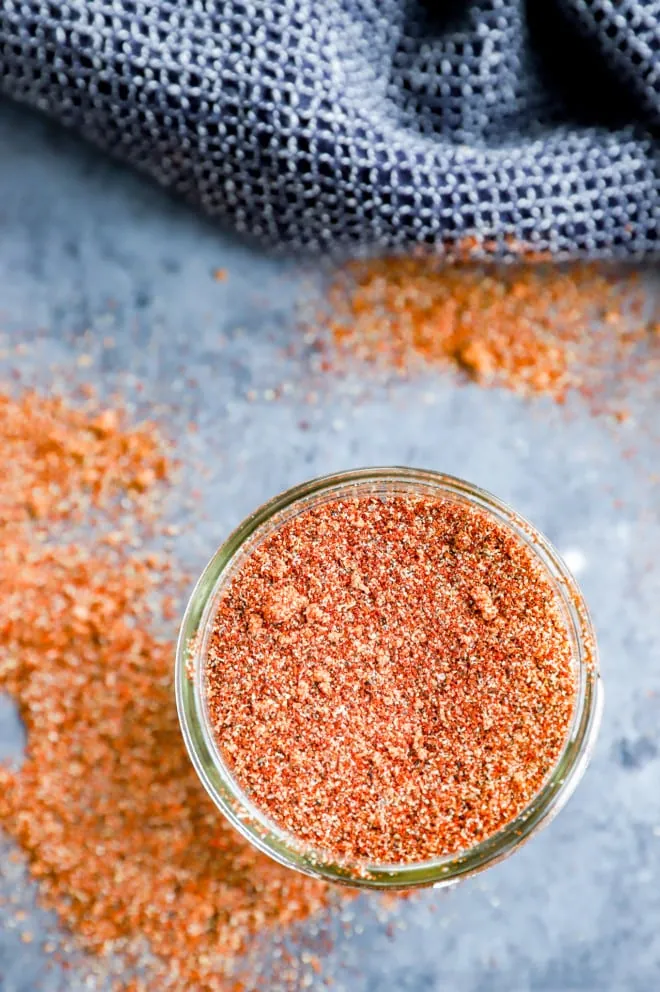 mason jar of barbecue rub for meats