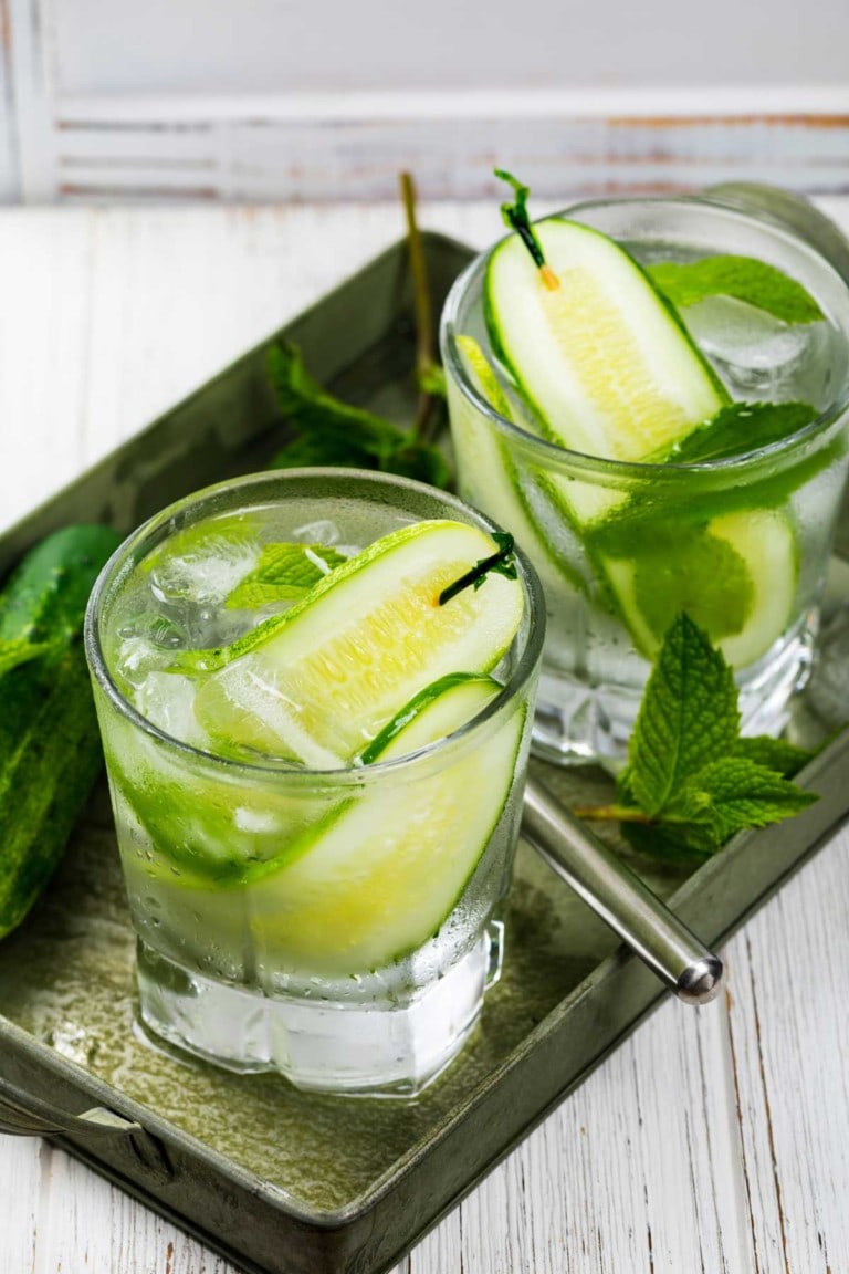 cucumber gin and tonic