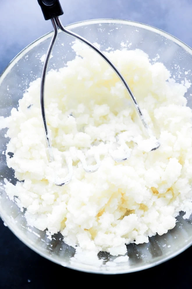 mashed potatoes in a bowl