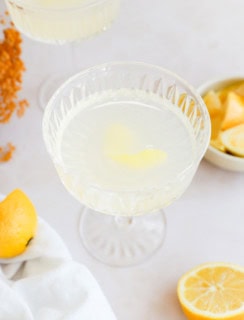 easy lemony cocktail with lemon twist