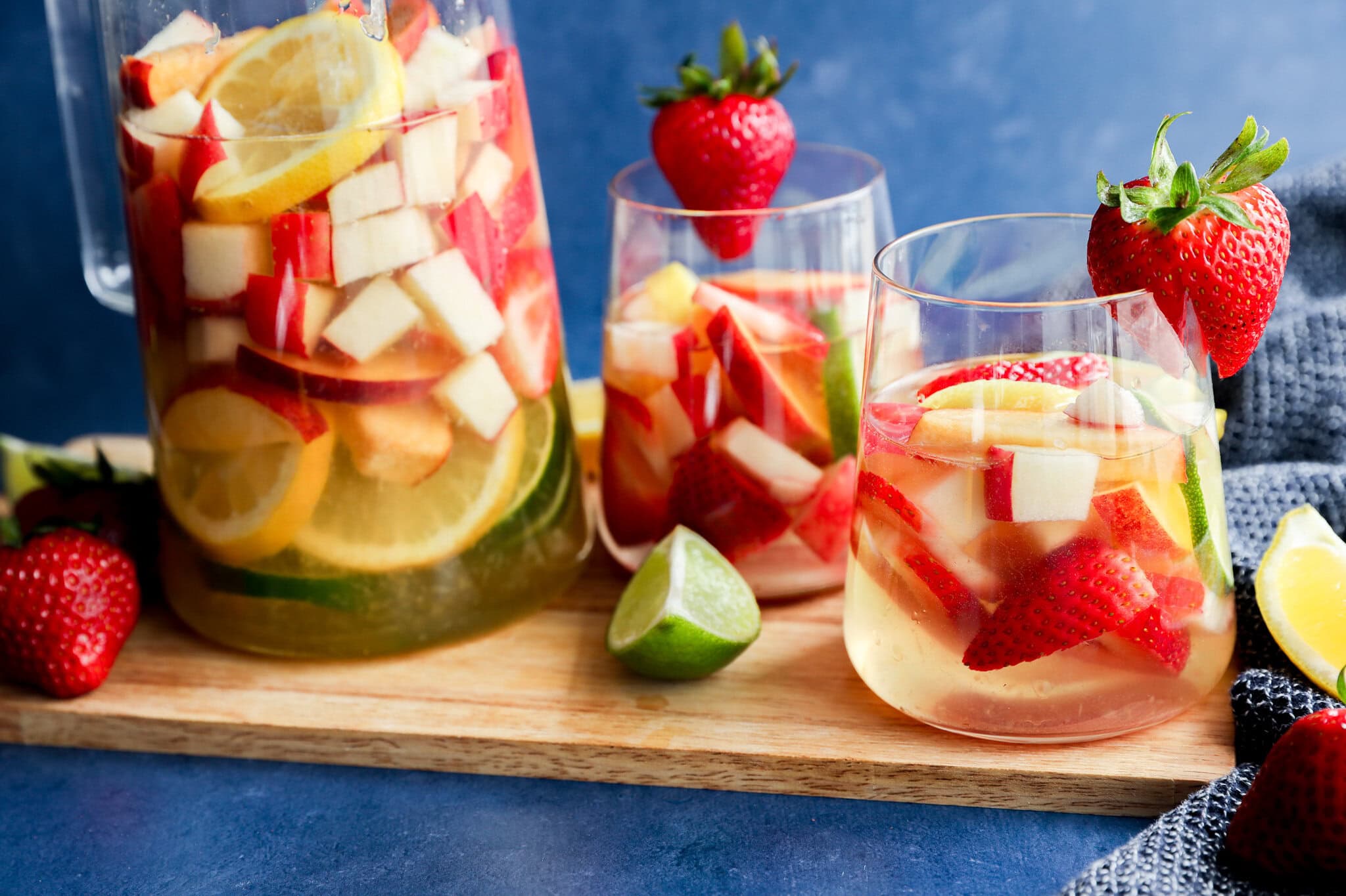White Sangria - Cake 'n Knife
