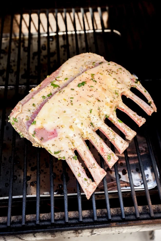 bbq rack of lamb on grill