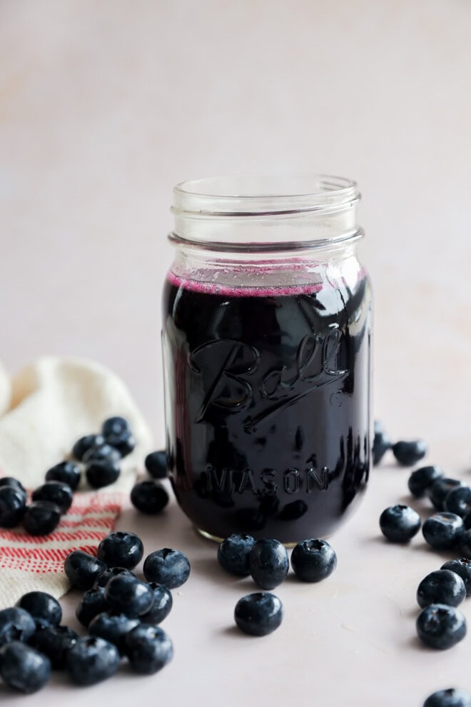 blueberry simple syrup in jar